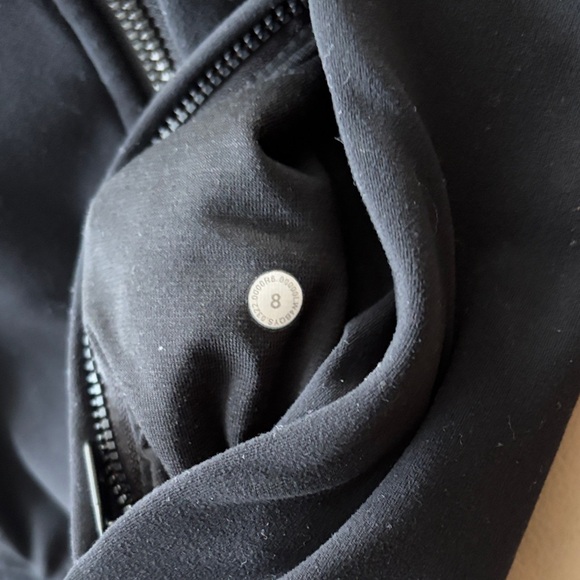 Black Lululemon Define Hooded Jacket - Picture 5 of 5